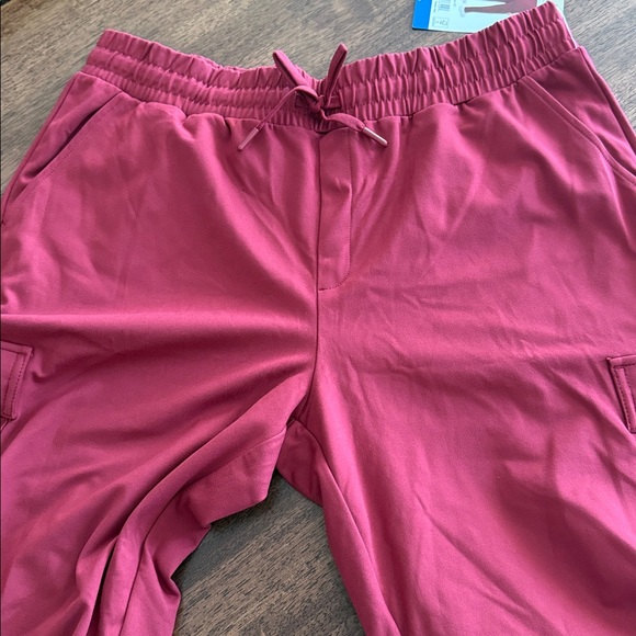 Mondetta cargo pocket straight leg pull on pants - Picture 7 of 13